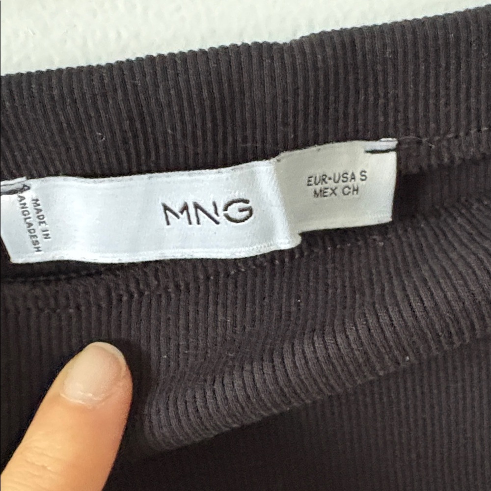 Mango Black Ribbed Tube Top - Picture 2 of 2